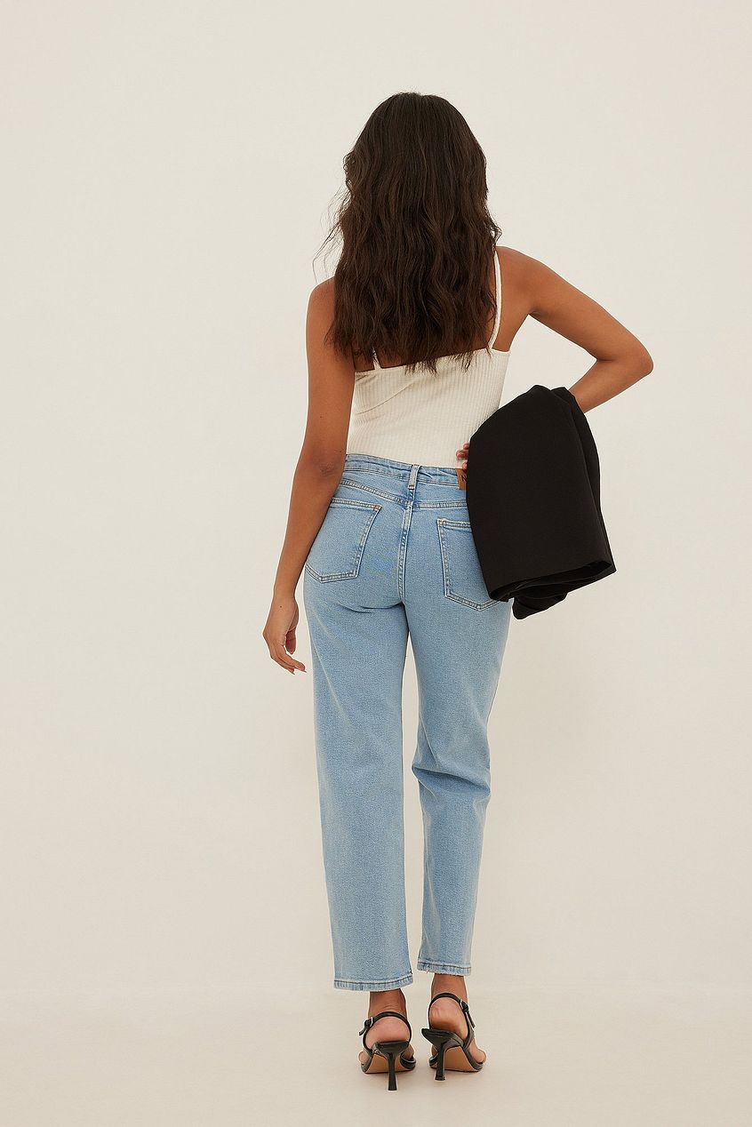 Mid Waist Slim Leg Jeans - DENIMS 