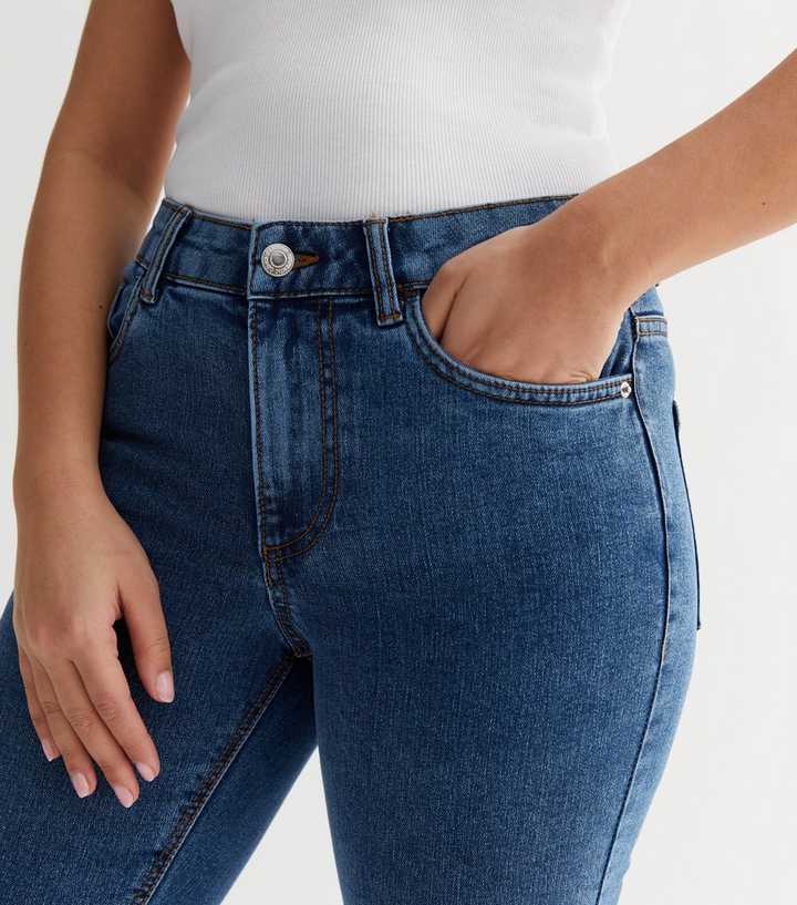 Petite Blue Mid Rise Amie Skinny Jeans - DENIMS 