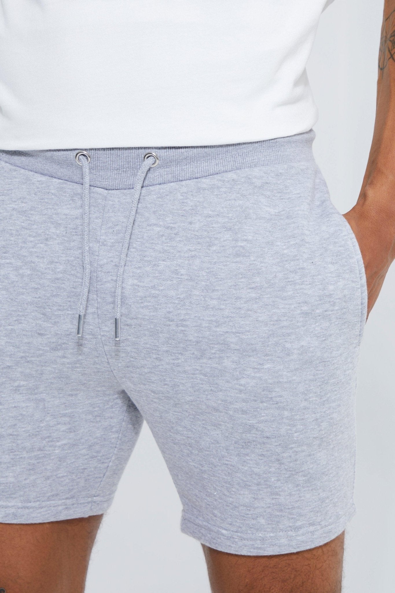 BASIC SLIM FIT SHORT LENGTH JERSEY SHORT - DENIMS - Shorts - 