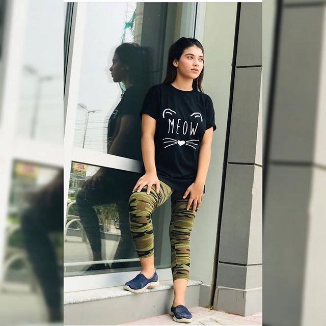 Black Meow Cotton Printed T - shirt For Womens - DENIMS - Tops & T - Shirts - 