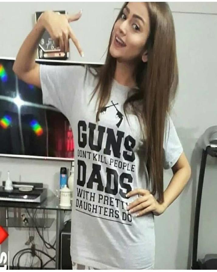 Grey Guns and Dads Pretty Daughters Do Printed T - Shirt For Her - DENIMS - Tops & T - Shirts - 