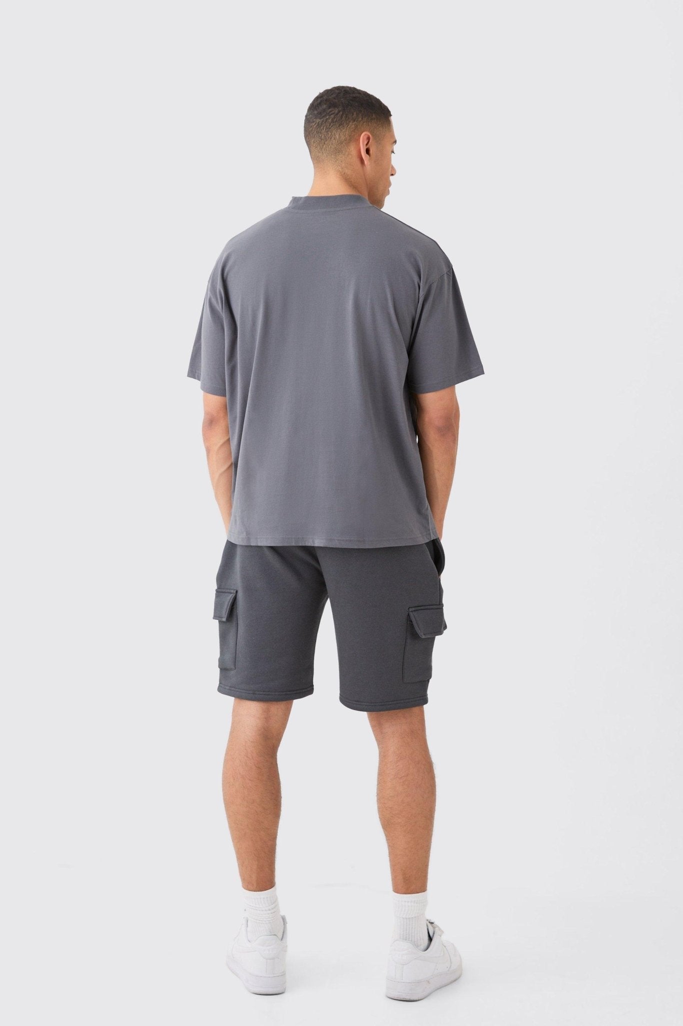 LOOSE FIT MID LENGTH CARGO SHORT - DENIMS - Shorts - 