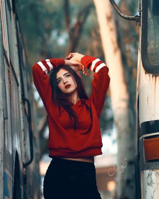 MAROON STRIPES ON ARM CROPPED HOODIE FOR womens 234 - DENIMS - Hoodies & Sweatshirts - 