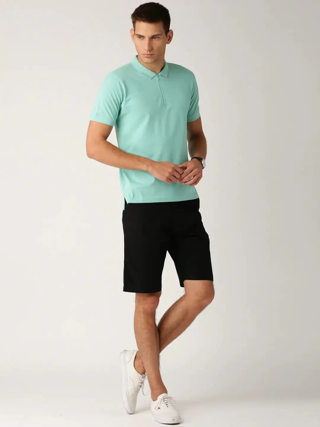 Men Black Solid Regular Fit Regular Shorts - DENIMS - Shorts - 