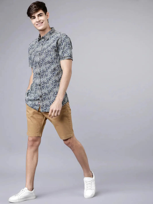 Men Khaki Solid Slim Fit Regular Shorts - DENIMS - Shorts - 