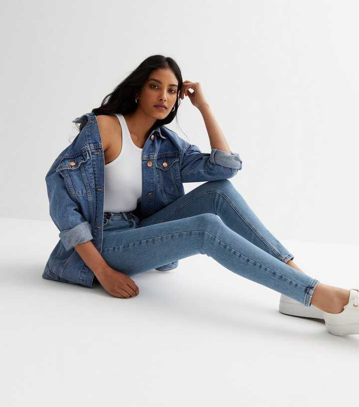 Blue Mid Rise Amie Skinny Jeans